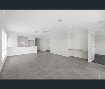 9 Cradle Crescent, Banya, Qld 4551 - Photo 5