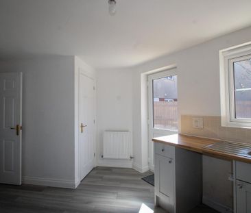 3 bedroom townhouse to rent - Photo 6