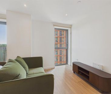 Studio to rent - Photo 1