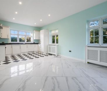 4 bedroom house to rent - Photo 3