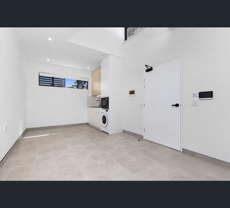 6/16 Billabong Street, Pendle Hill, NSW 2145 - Photo 1