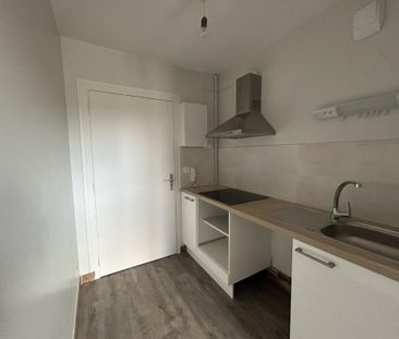 Location Appartement 1 pièce 23m² RIORGES 42153 - Photo 2