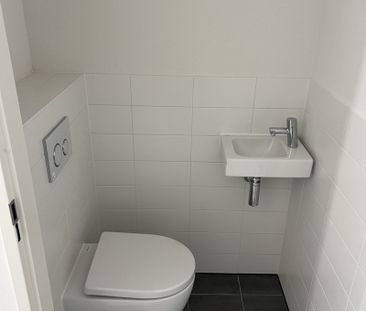 Te huur: Arent Krijtsstraat 1 W - Photo 4