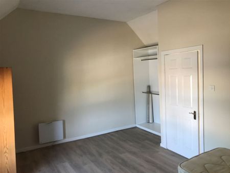 Flat B, First Floor, Old Post Office, Main Street, Roundwood, Wicklow - Photo 3