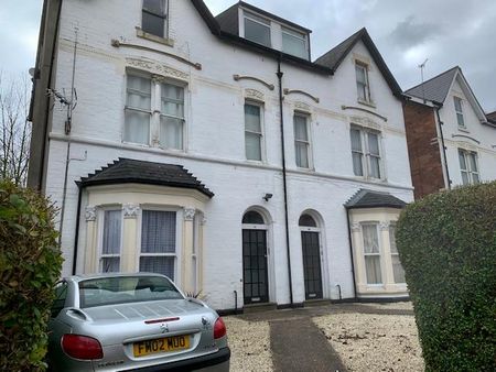 3 bedroom flat to rent - Photo 3