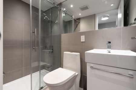 730 St Clarens Avenue - Photo 3