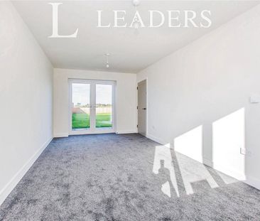 3 bedroom house to rent Tulip Road, Quadring, Spalding, PE11 - Photo 1