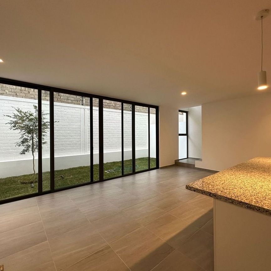 Nueva Casa de Renta 📍Altanza - Solares. - Photo 1