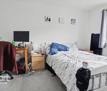 1 bedroom coach house to rent - Photo 1