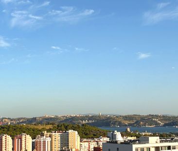 Apartamento T1 mobilado em Miraflores com Vista de Rio, a estrear - Photo 6