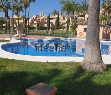 Alquiler de piso en Urbanizacion Cartuja del Golf - Photo 5