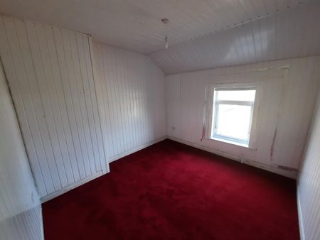 3 bedroom House To Let Total Size: 894 SQ FT - Photo 3