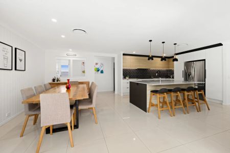 41 Tribulation Circuit, Buderim QLD 4556 - House For Rent | Domain - Photo 4