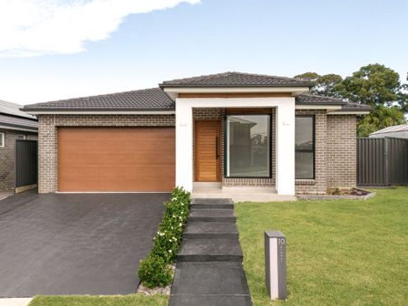 4 Bedroom Family Home - Photo 2