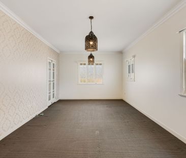 17 Helen Street - Photo 2