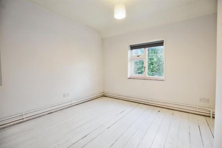 2 bedroom semi-detached house to rent - Photo 2