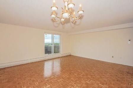 For Lease - 1101 Pharmacy Avenue Unit# 706, Toronto, Ontario - Photo 4