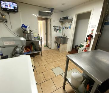 £1,500 PCM, Fully Fitted and Equipped A3 Licensed Takeaway in Storr... - Photo 4