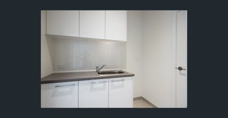 Family Style Home - Photo 4