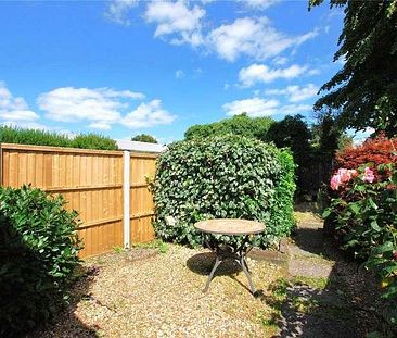 Walnut Tree Close, Guildford, Surrey, GU1 - Photo 1