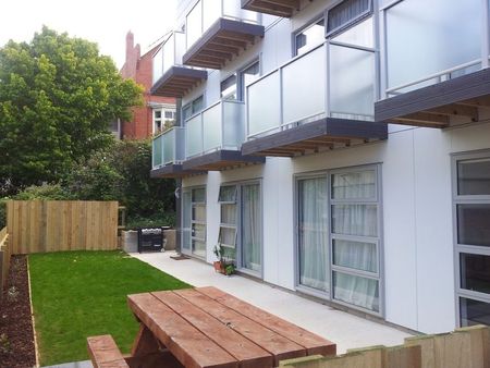 Superior Studio Apartment Accommodation - Photo 3