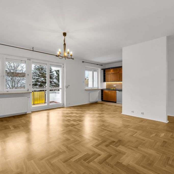 Przestronny, klimatyczny apartament na Ursynowie - Zdjęcie 1