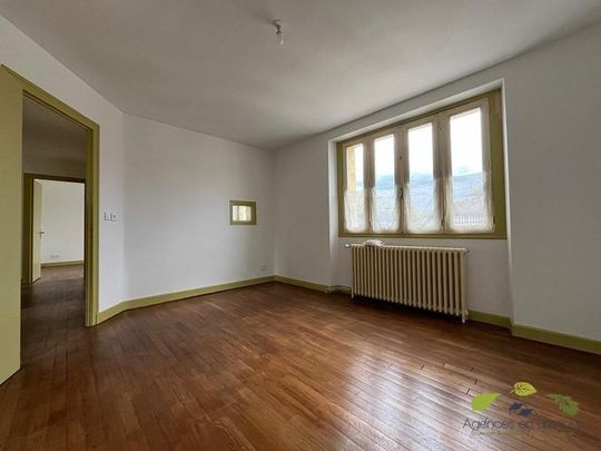 Location Appartement 4 pièces 71m² ST LEONARD DE NOBLAT 87400 - Photo 1