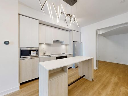 For Lease - 1007 The Queensway N/A Unit# 818, Toronto, Ontario - Photo 3