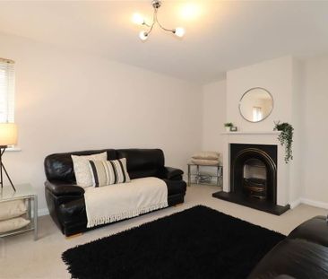 8 Laganville Park, Knockmore Road, Lisburn, BT28 2GF - Photo 1