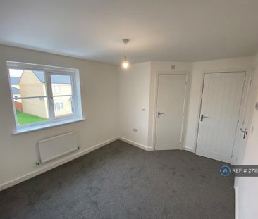 3 bedroom terraced house to rent - Photo 3