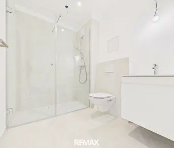 LOGGIA & ERSTBEZUG | 1,5-ZIMMER-NEUBAUWOHNUNG IN 1230 WIEN - Photo 3