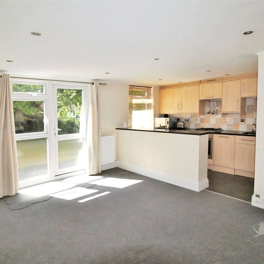 Maresfield, Croydon, CR0 5UB - Photo 1