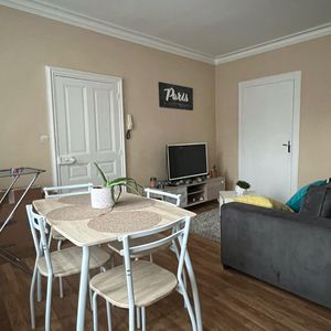 Location Appartement 2 pièces 56m² - Photo 3