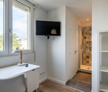 JULES VERNE Roommate 4 Bedrooms at Bordeaux - Merignac - Photo 3