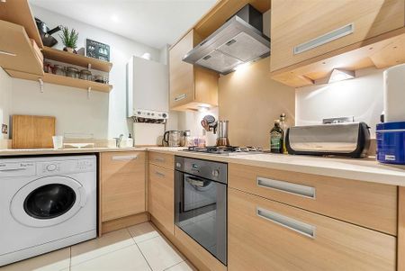 2 bedroom flat to rent - Photo 5