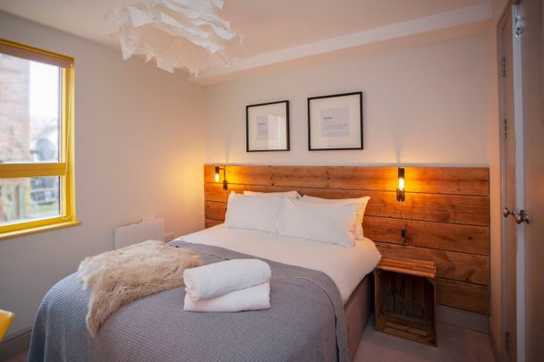 2 Bed Flat, Cabot Mews, BS2 - Photo 1