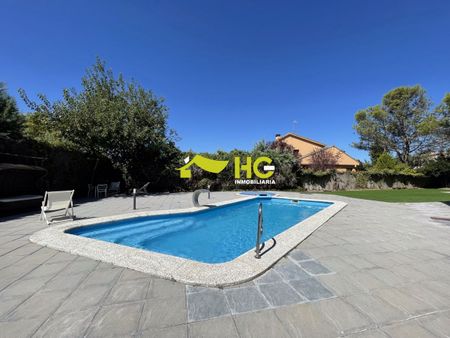 Alquiler Estudio en Urbanización - El Bosque, Villaviciosa De Odón - Photo 4