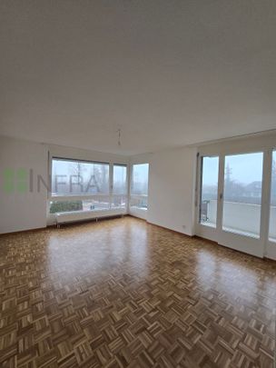 4.5-room apartment on the 1st floor with elevator - Foto 1