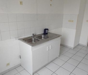 Location Appartement 4 pièces 79m² POITIERS 86000 - Photo 6