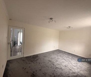 3 bedroom end of terrace house to rent - Photo 5