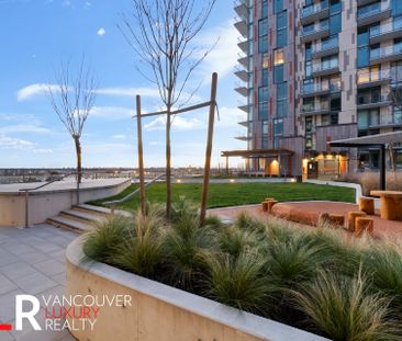 Condo in Vancouver East Side, BC - Photo 4