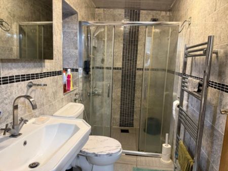 Booker Hill Road, High Wycombe - Photo 5