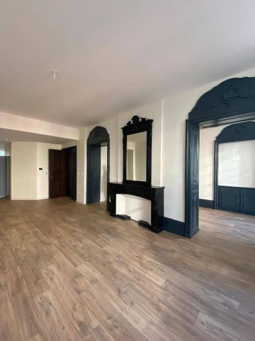 Location appartement bourgeois 4 pièces 132.96 m² à Romans-sur-Isère (26100) 4 - Photo 5