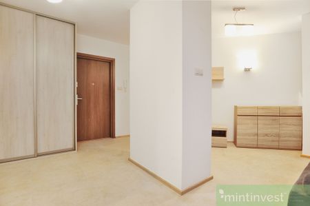 Kawalerka świeżo po remoncie- przy ul. Sikorskiego - Photo 2