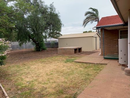 156 Cartledge Avenue - Photo 4