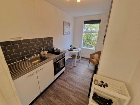 Studio to rent - Photo 5