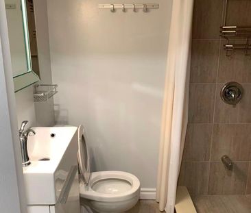 For Lease - 181 Drayton Avenue, Toronto, Ontario - Photo 6