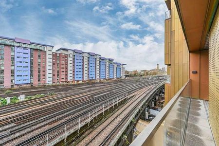 Aurora Gardens, Battersea Power Station, SW11 - Photo 3