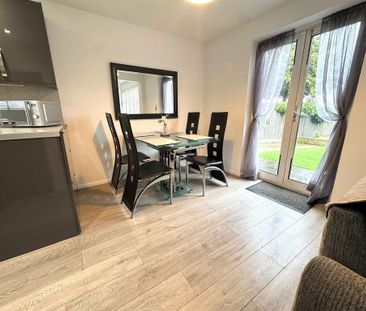 2 bedroom semi-detached house to rent - Photo 2