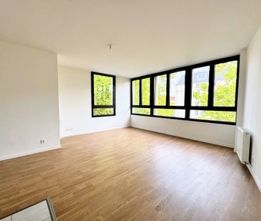 Location non meublée – Hyper Centre Rueil-Malmaison – - Photo 5